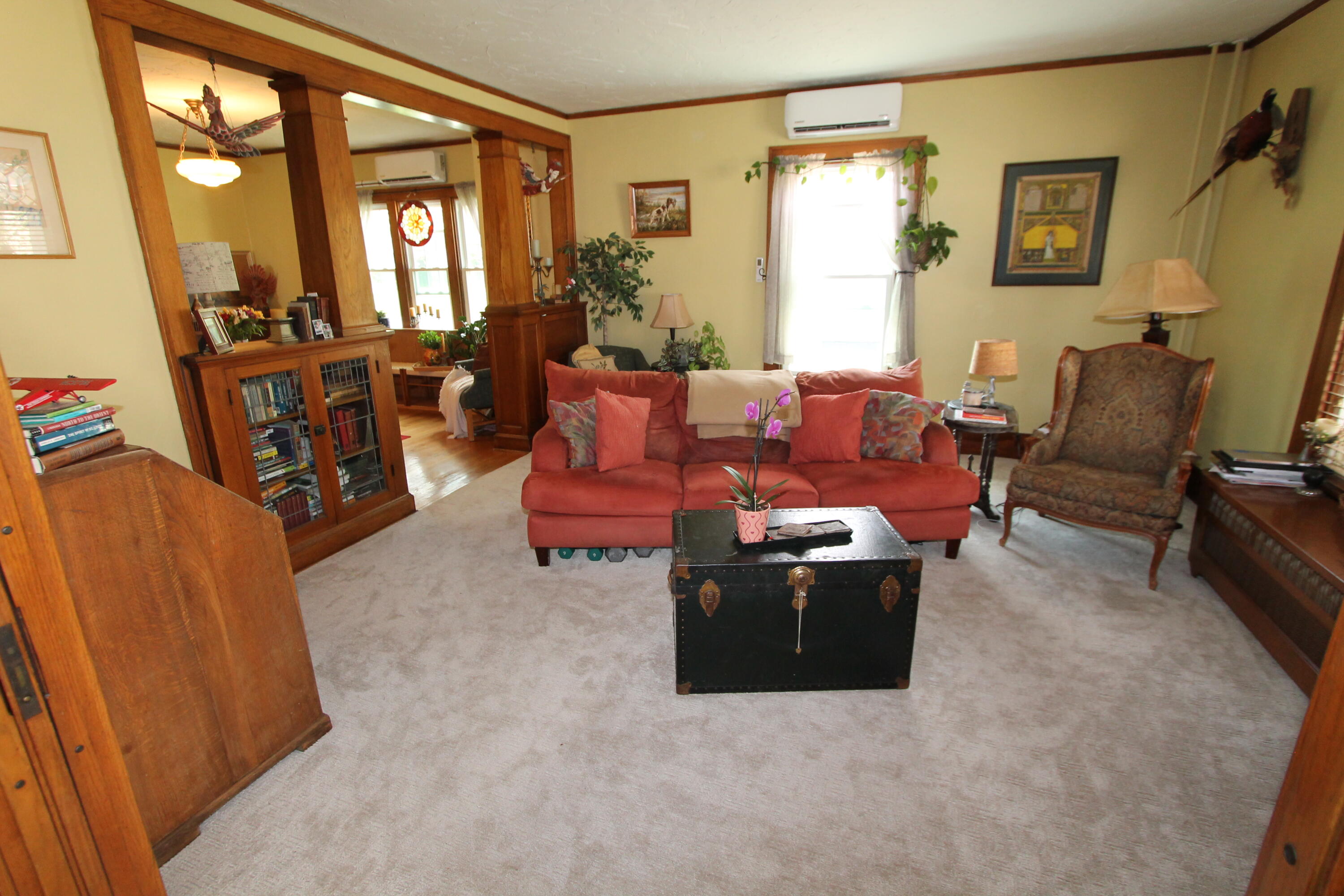 140 Kendall Street Burlington, WI 53105 - Photo 3 of 33 Living Room