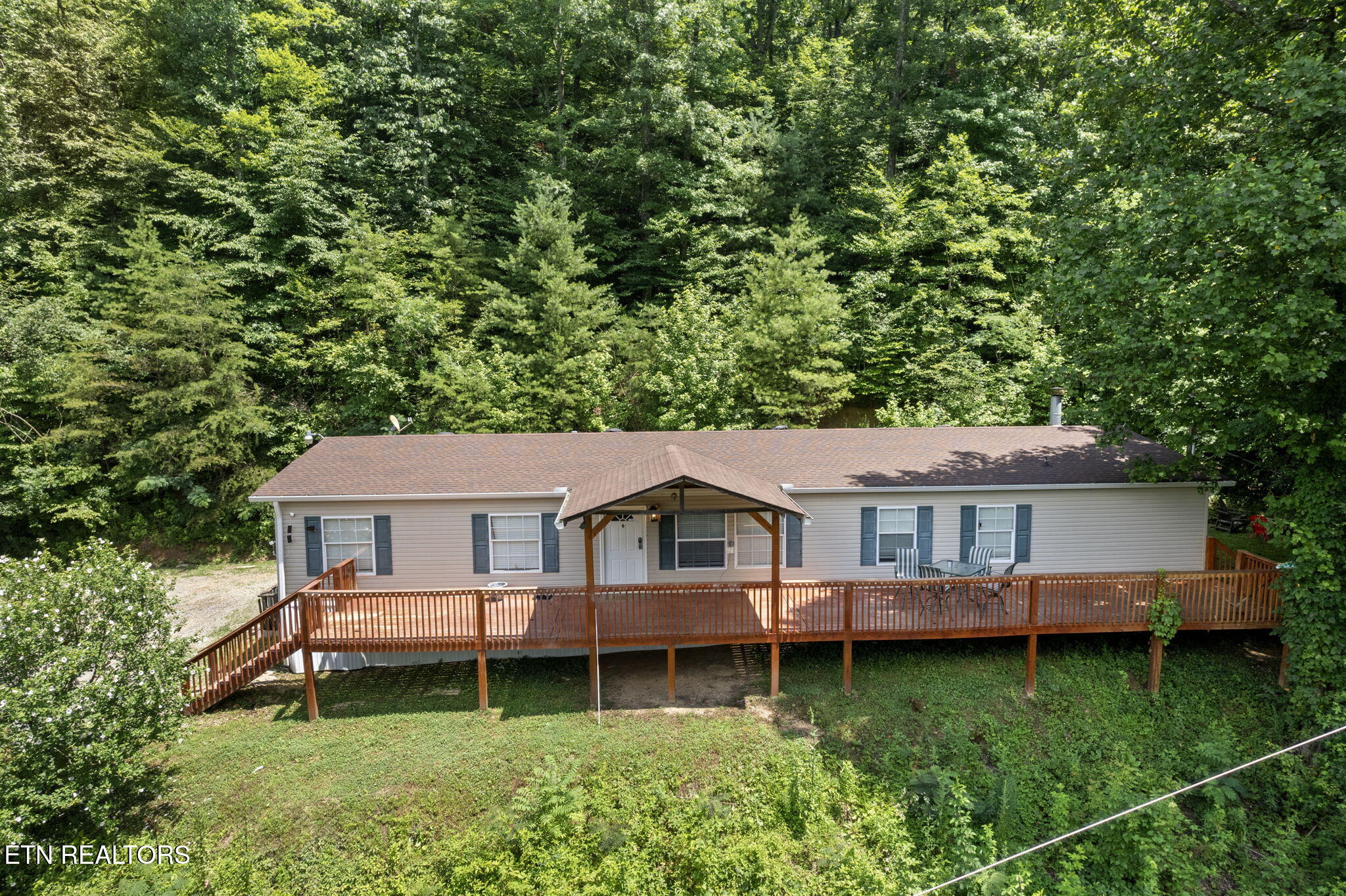 442 Half Moon Road Oliver Springs, TN 37840 - Photo 1 of 47 1-web-or-mls-DJI_0445