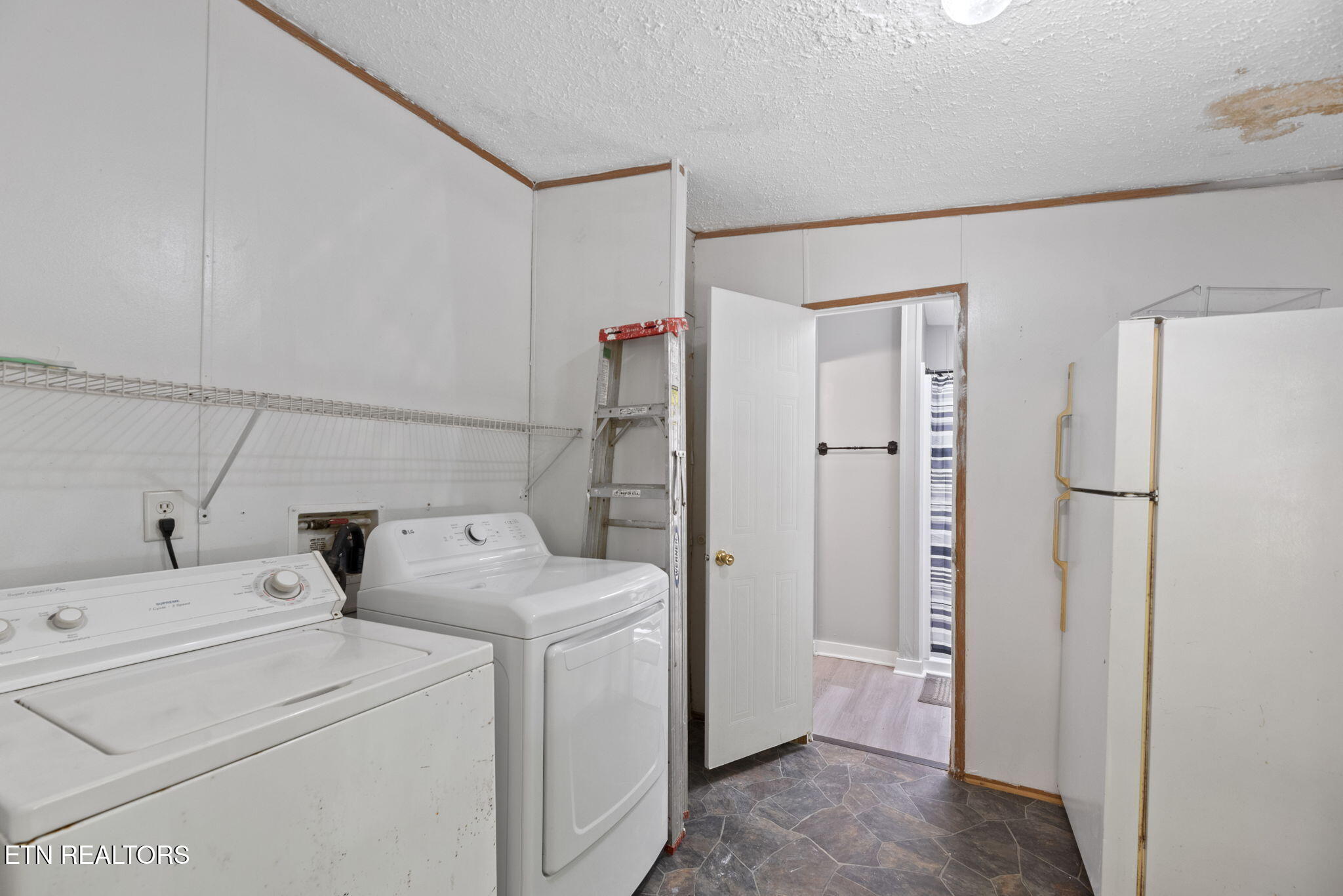 442 Half Moon Road Oliver Springs, TN 37840 - Photo 17 of 47 17-web-or-mls-HlfMn442 (54)