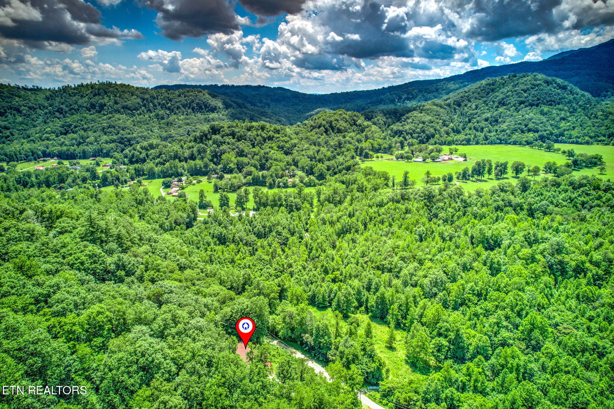 442 Half Moon Road Oliver Springs, TN 37840 - Photo 40 of 47 40-web-or-mls-DJI_0490_1_2