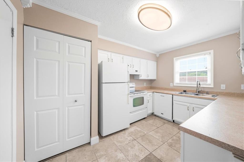 3825 Lavista Road, Unit P4 Tucker, GA 30084 - Photo 11 of 28