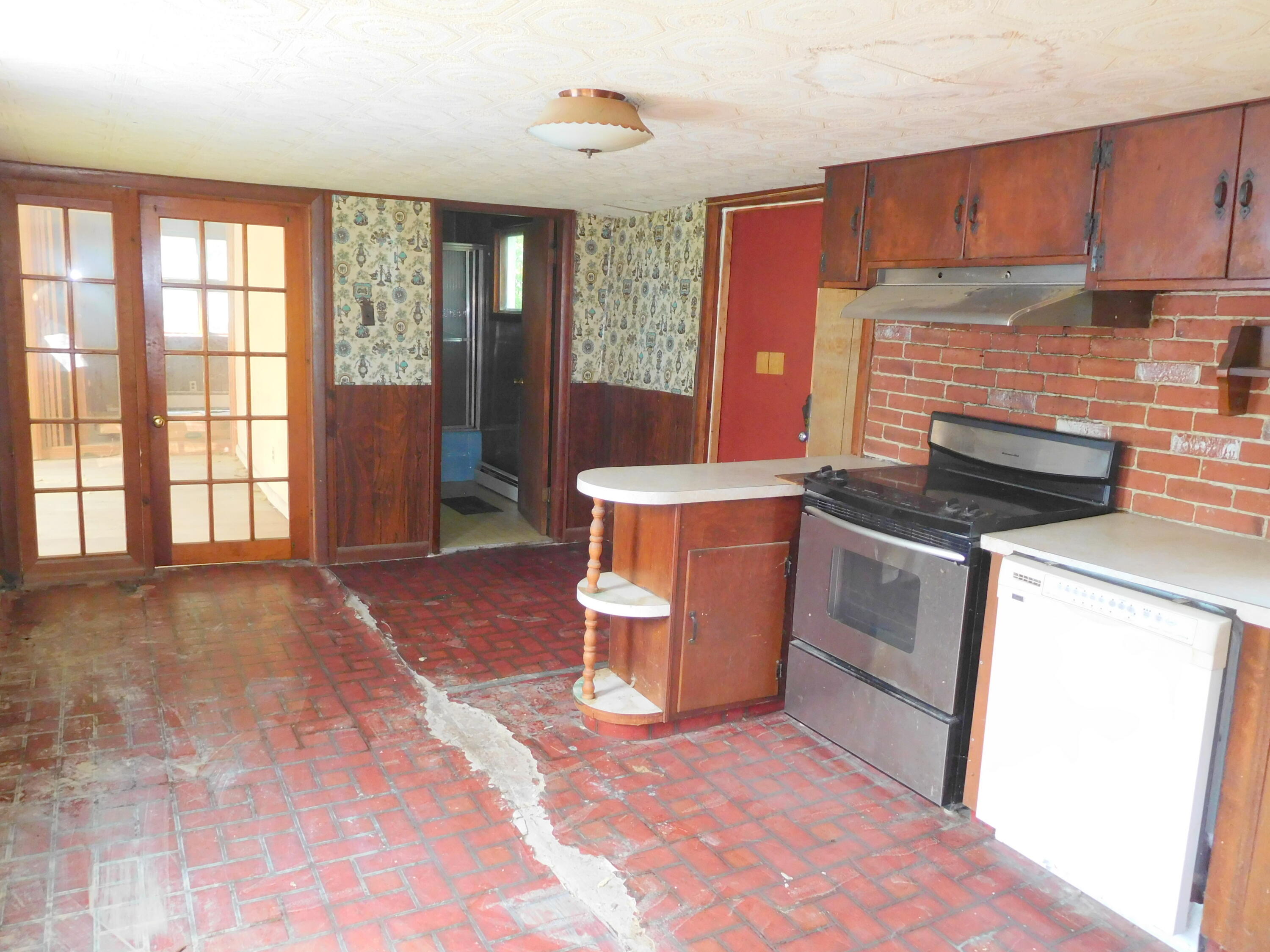 85 Sleeper Road Lewiston, ME 04240 - Photo 10 of 20 10