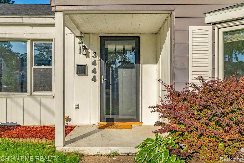 3444 Maple Street Port Huron, MI 48060 - Photo 5 of 30