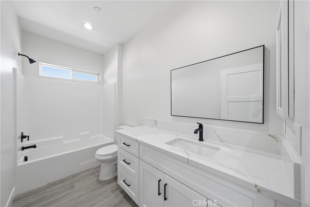 12658 Standing Bear Road Apple Valley, CA 92308 - Photo 24 of 39