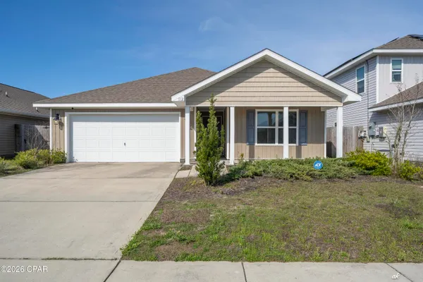 $2,400 | 112 Red Bay Road, Panama City, FL 32404