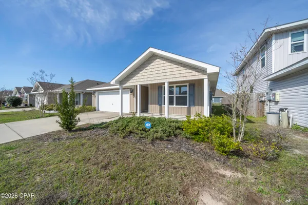 $2,400 | 112 Red Bay Road, Panama City, FL 32404