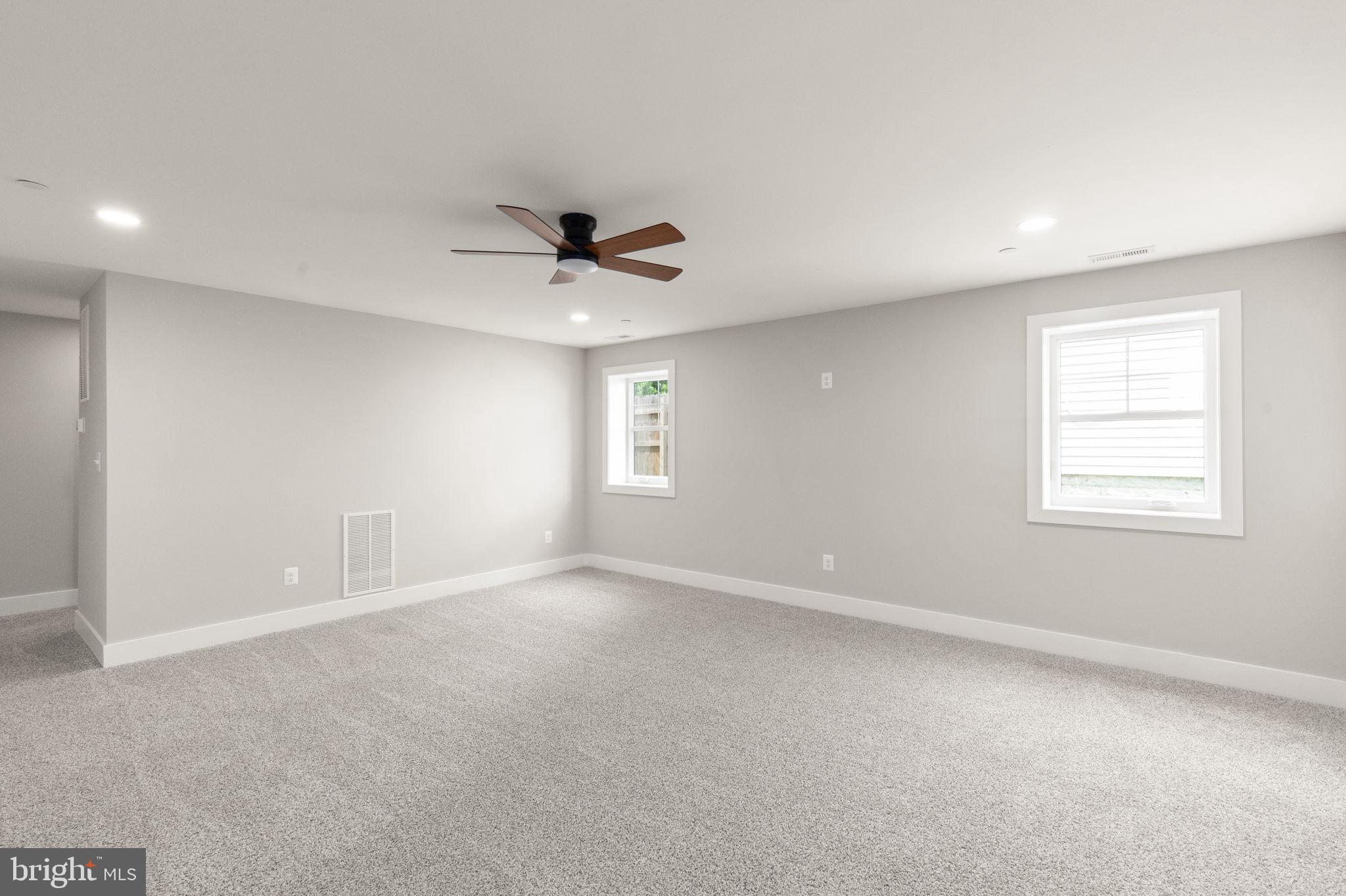 2434 Lodge Farm Road Sparrows Point, MD 21219 - Photo 25 of 38