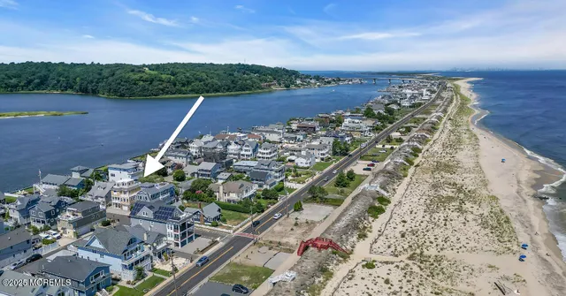 a view of a lake with a yard