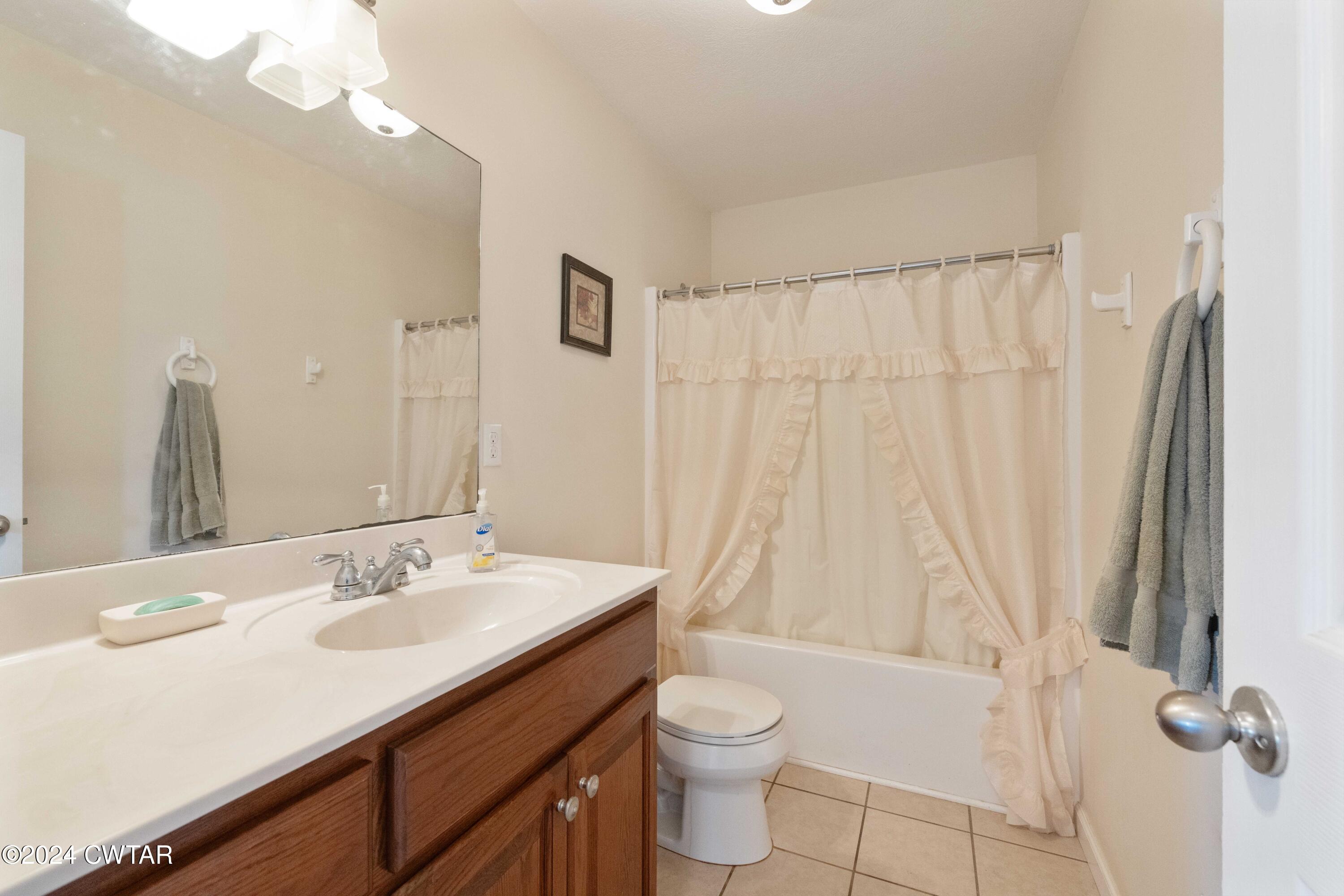84 Riley Cove Lexington, TN 38351 - Photo 13 of 20 guest BR