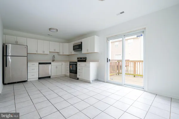 $349,990 | 7644 South Arbory Lane, Unit 318, Laurel, MD 20707