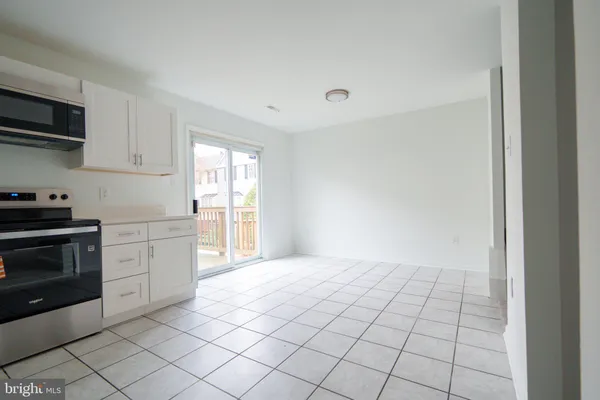 $349,990 | 7644 South Arbory Lane, Unit 318, Laurel, MD 20707