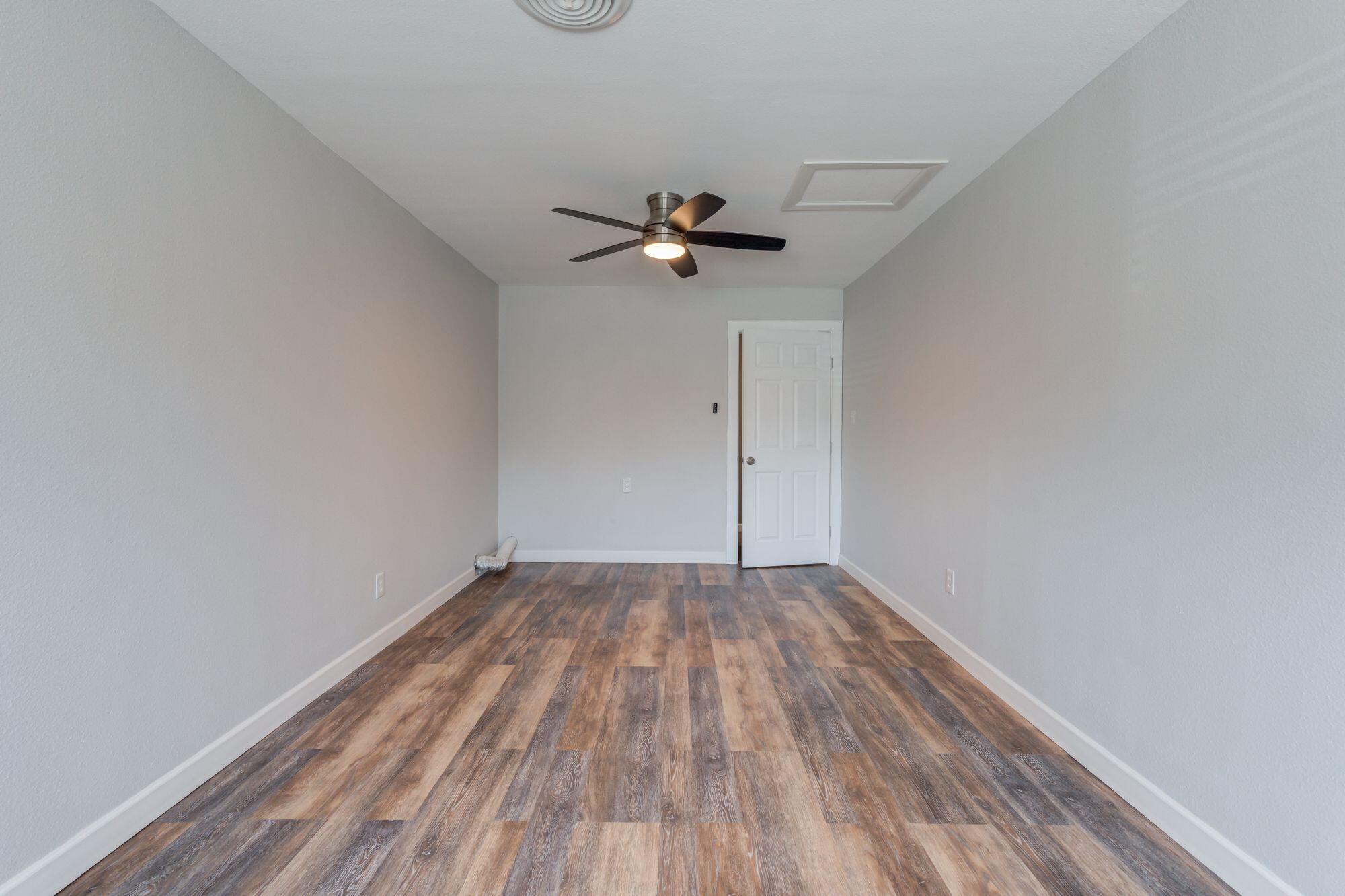 5206 42nd Street Lubbock, TX 79414 - Photo 20 of 35 dav8