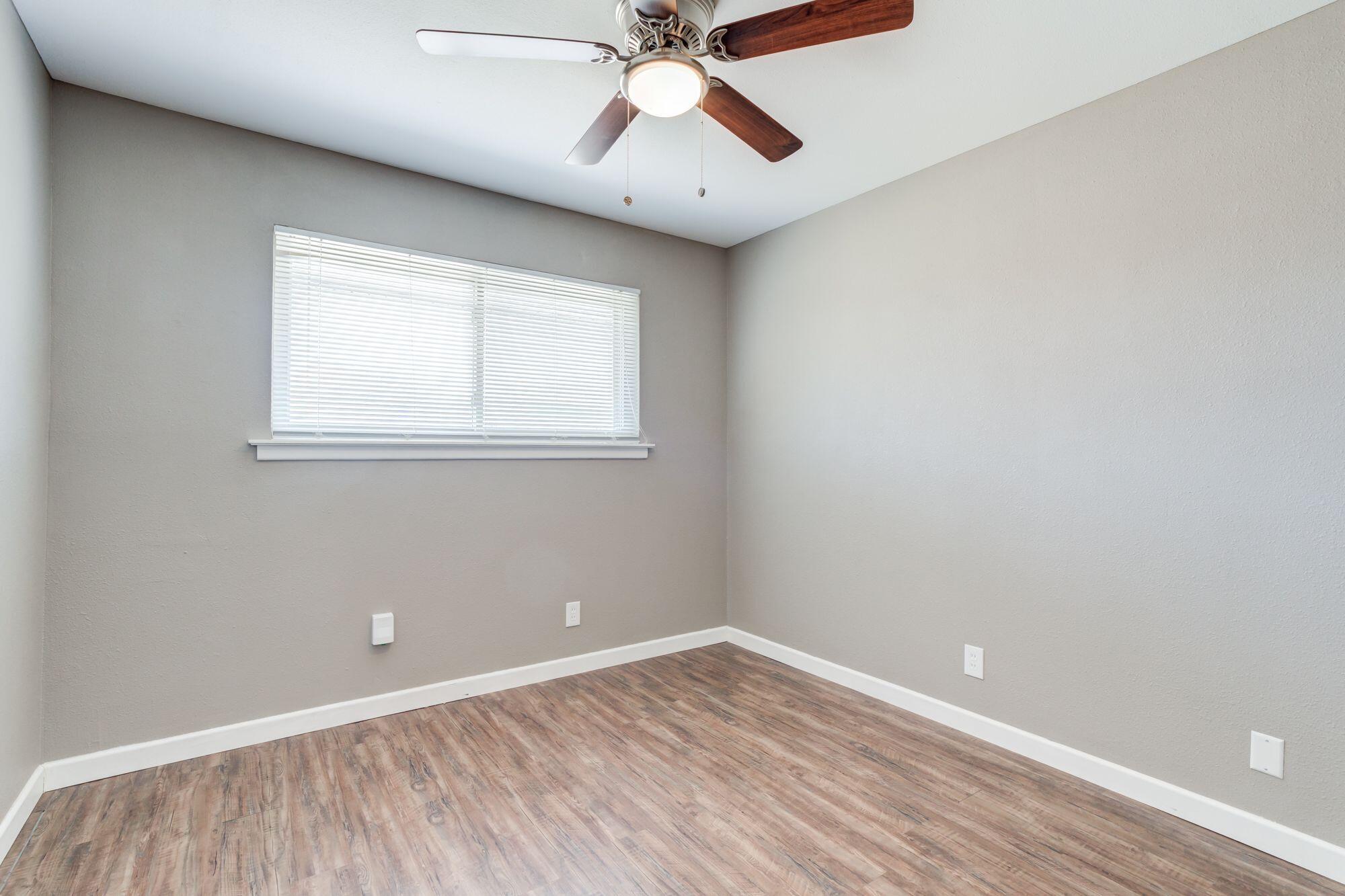 5206 42nd Street Lubbock, TX 79414 - Photo 21 of 35 dav12