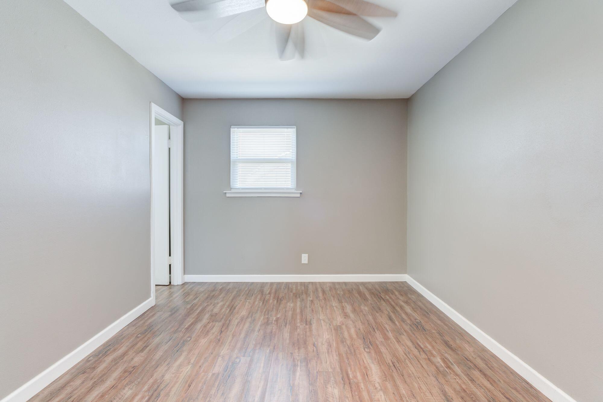 5206 42nd Street Lubbock, TX 79414 - Photo 27 of 35 dav16