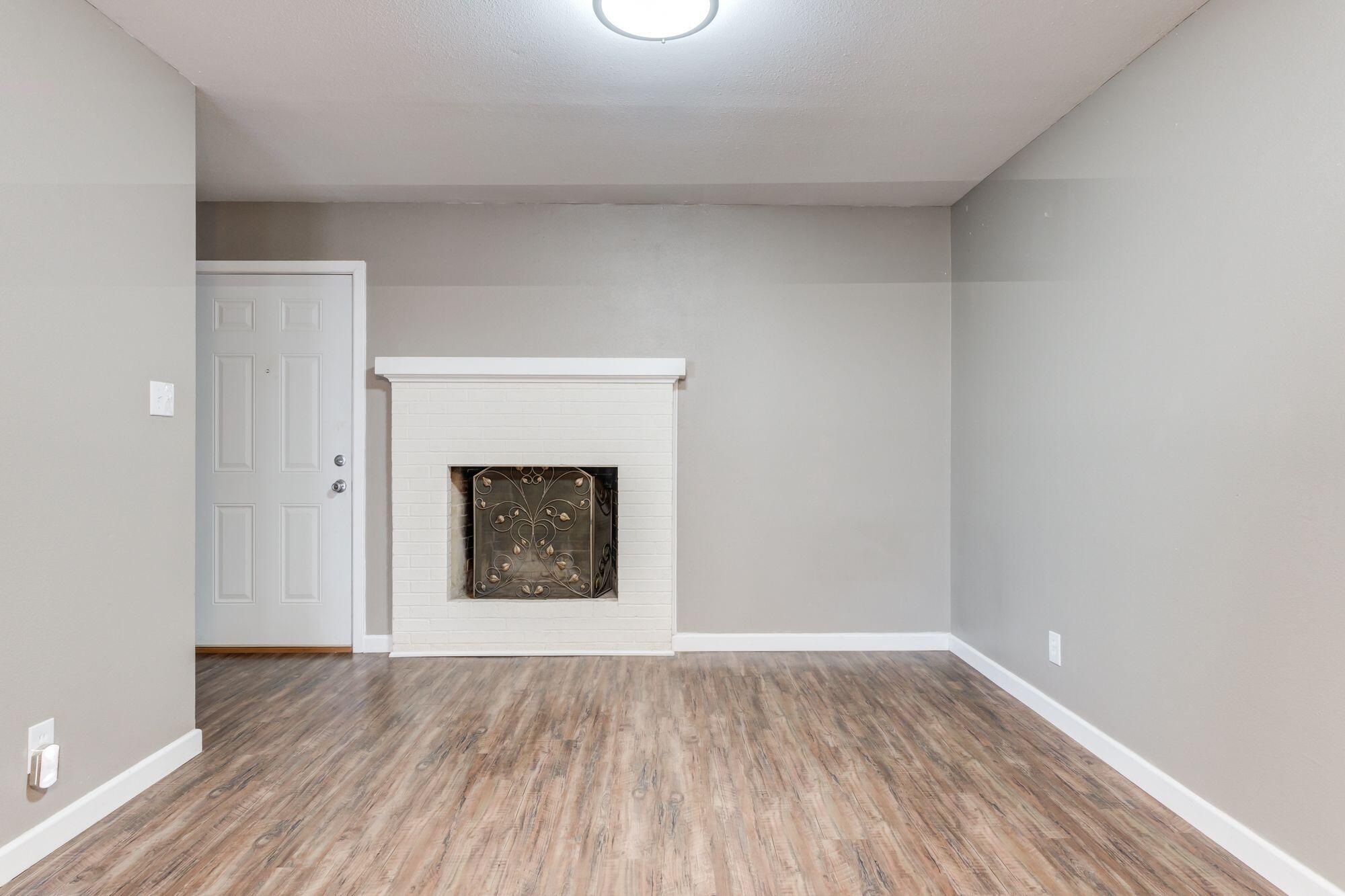 5206 42nd Street Lubbock, TX 79414 - Photo 5 of 35 dav26