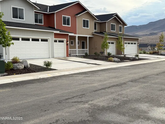 $423,617 | 343 Halite Drive, Dayton, NV 89403