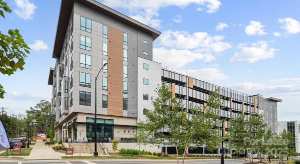 $1,213 | 1133 Harding Place, Unit S1, Charlotte, NC 28204