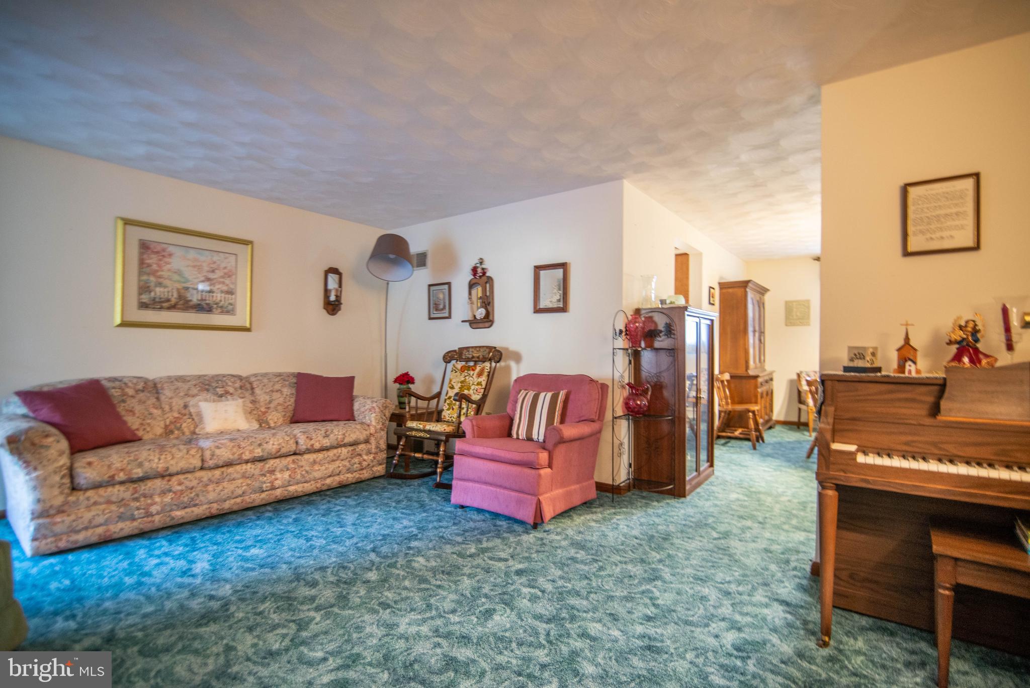 741 Chambers Road York, PA 17402 - Photo 6 of 37 Gallery Image 6