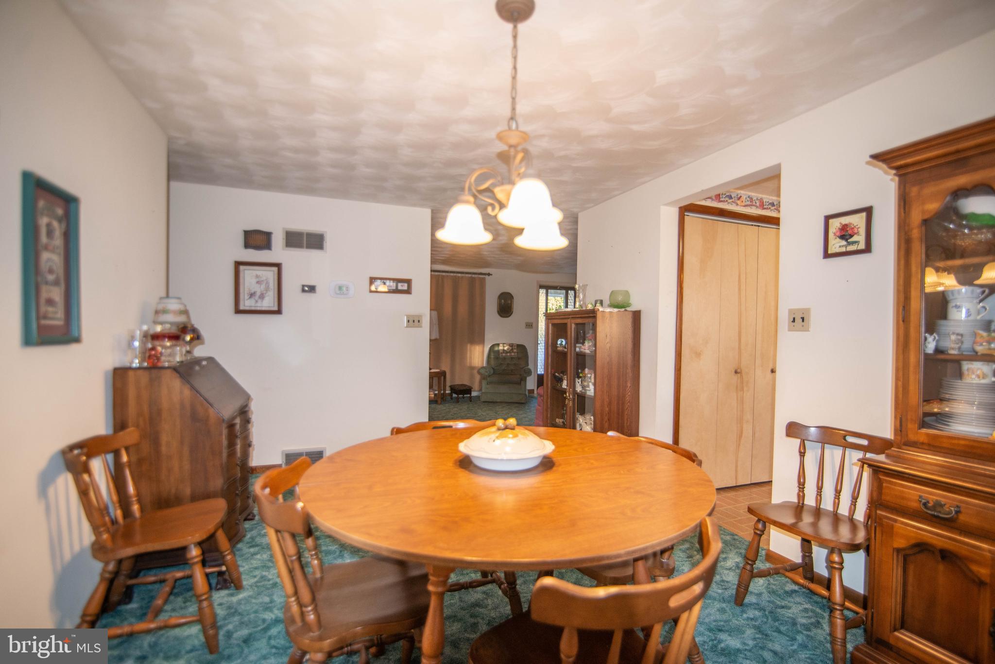741 Chambers Road York, PA 17402 - Photo 9 of 37 Gallery Image 9