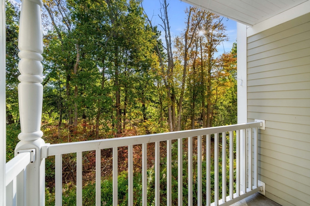 190 Chickering Road, Unit 204D North Andover, MA 01845 - Photo 11 of 28 Gallery Image 11