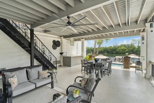 $1,800,000 | 29 Savannah River Place, North Augusta, SC 29841