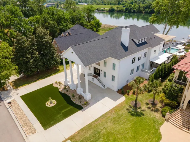 $1,900,000 | 29 Savannah River Place, North Augusta, SC 29841