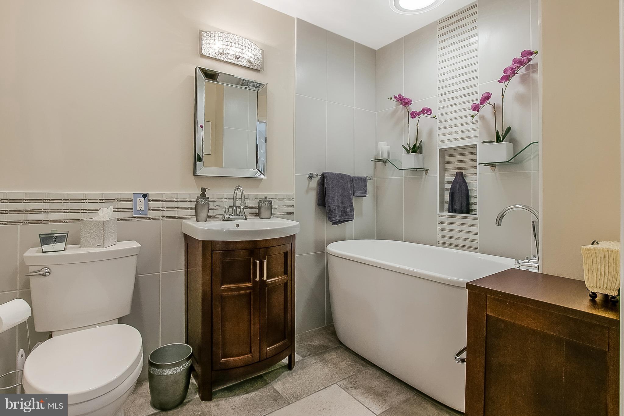 1309 Independence Way Newark, DE 19713 - Photo 18 of 26 Hall Bath