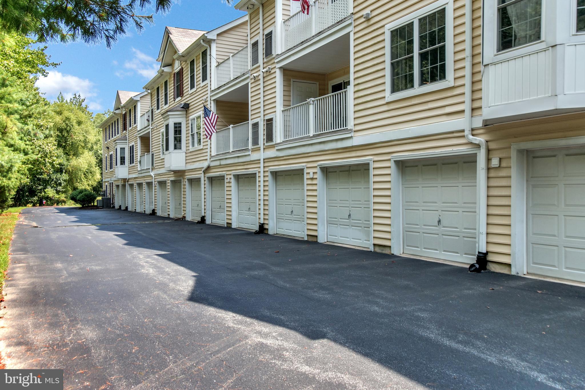 1309 Independence Way Newark, DE 19713 - Photo 25 of 26 Garage