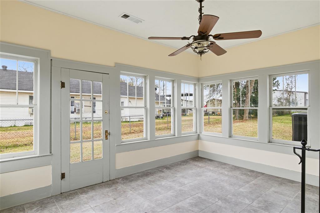 411 3rd Street Dequincy, LA 70633 - Photo 17 of 27