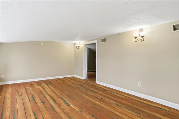 $189,900 | 411 3rd Street, Dequincy, LA 70633