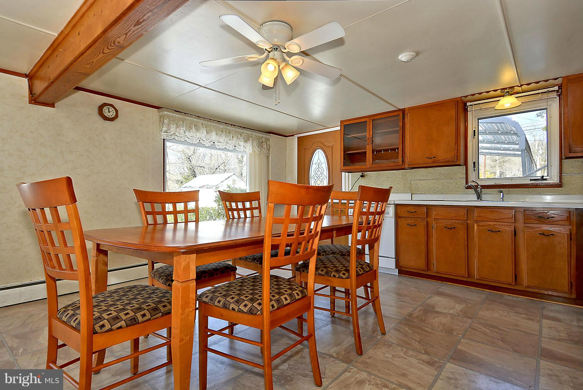 8358 Country Life Road Pasadena, MD 21122 - Photo 14 of 29 Kitchen