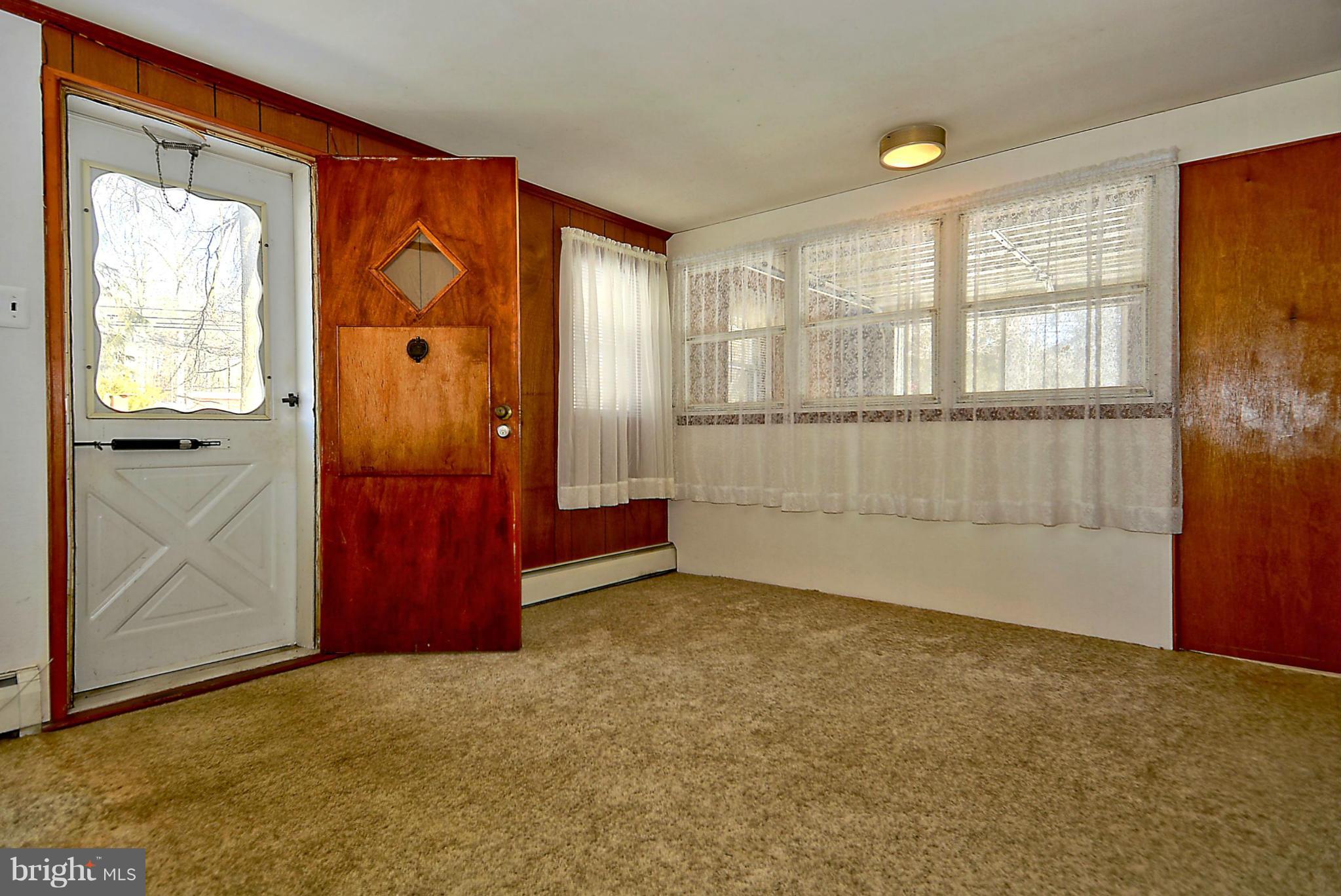 8358 Country Life Road Pasadena, MD 21122 - Photo 22 of 29 Interior (General)