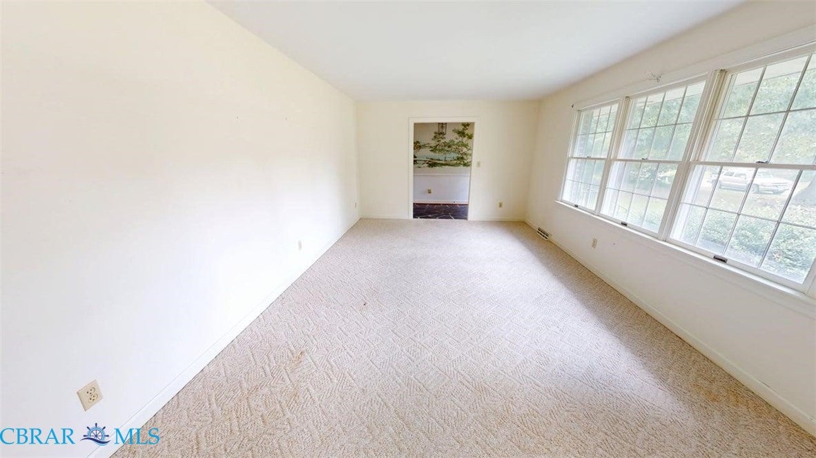 205 Meadowfield Road Yorktown, VA 23692 - Photo 6 of 52 Gallery Image 6
