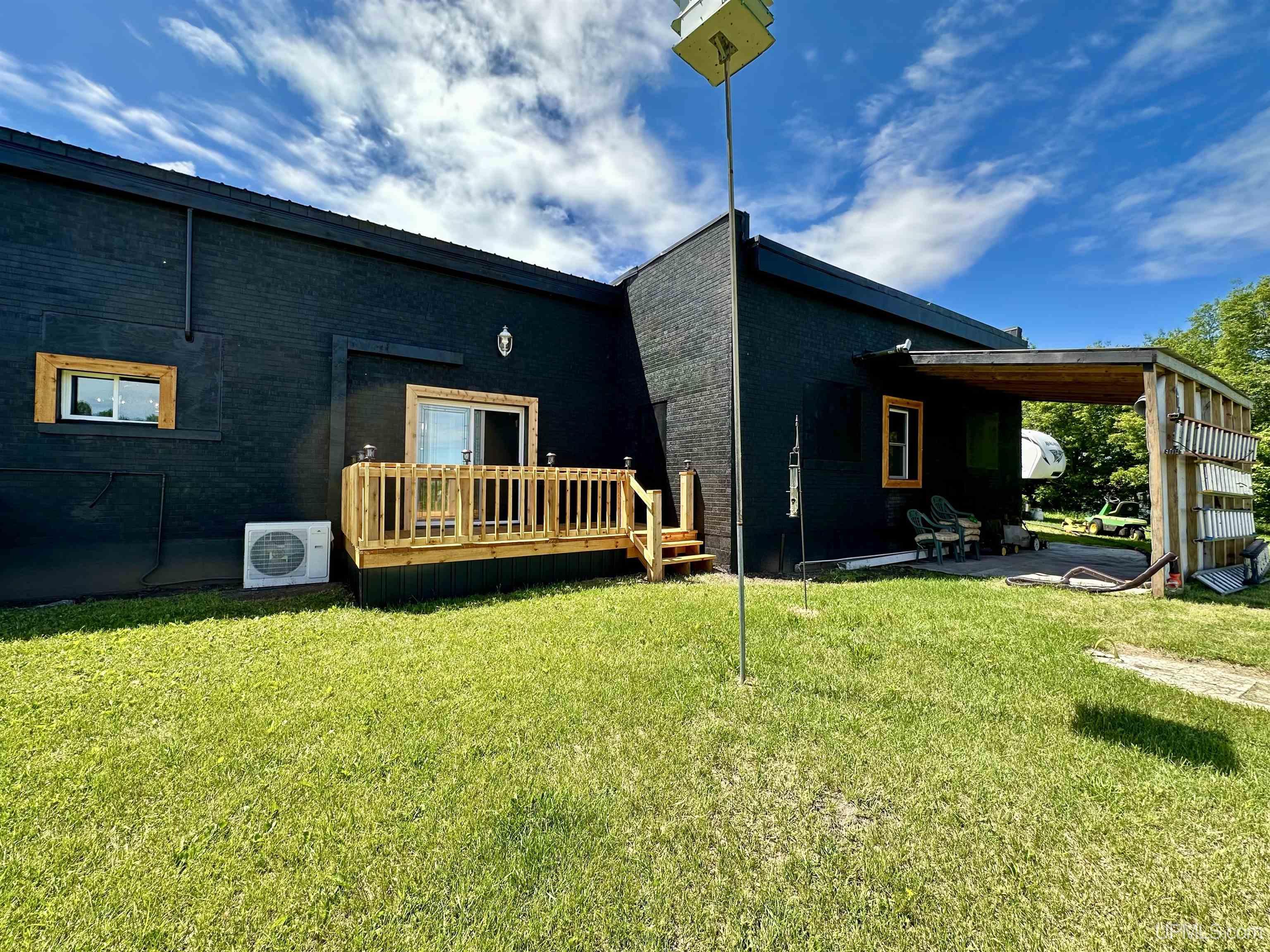 3910 20th Road Gladstone, MI 49837 - Photo 32 of 40