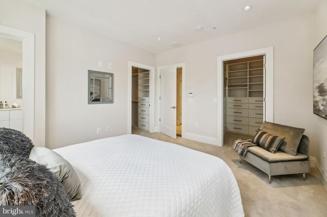 $2,850,000 | 14 Duke Street, Alexandria, VA 22314