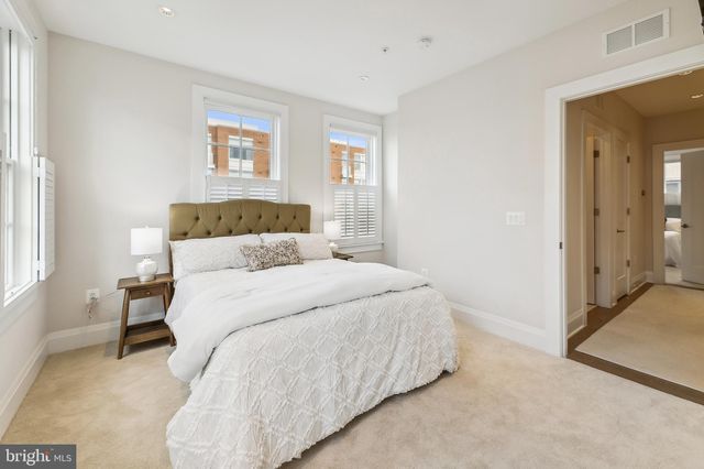 $2,850,000 | 14 Duke Street, Alexandria, VA 22314