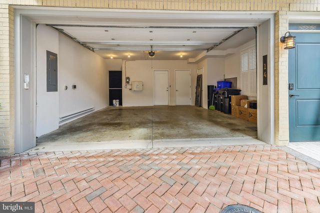 $2,850,000 | 14 Duke Street, Alexandria, VA 22314
