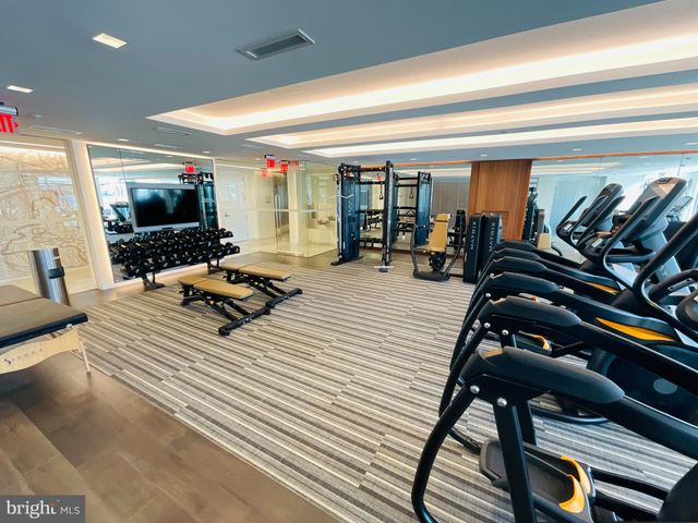 $2,850,000 | 14 Duke Street, Alexandria, VA 22314