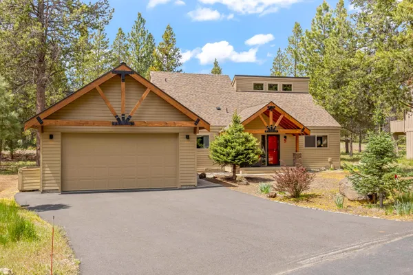 $829,000 | 57339 Mountain View Lane, Unit 5, Sunriver, OR 97707