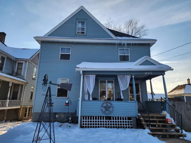 $289,999 | 410 South Parker Drive, Janesville, WI 53545