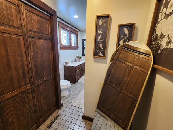 $289,999 | 410 South Parker Drive, Janesville, WI 53545