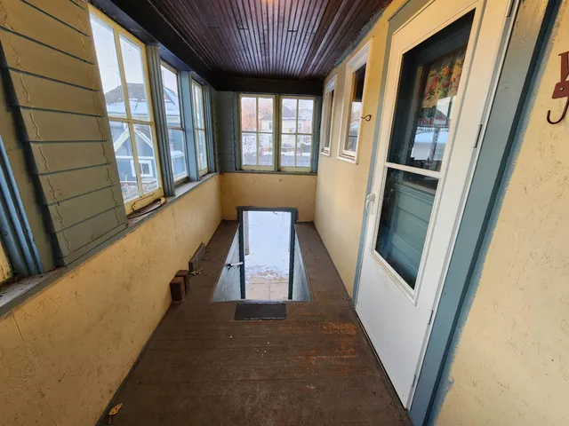 $289,999 | 410 South Parker Drive, Janesville, WI 53545