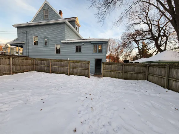 $289,999 | 410 South Parker Drive, Janesville, WI 53545