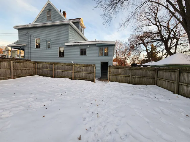 $289,999 | 410 South Parker Drive, Janesville, WI 53545