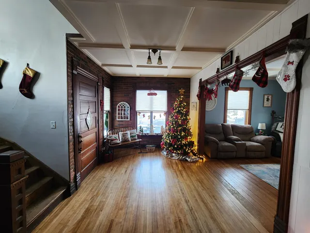 $289,999 | 410 South Parker Drive, Janesville, WI 53545