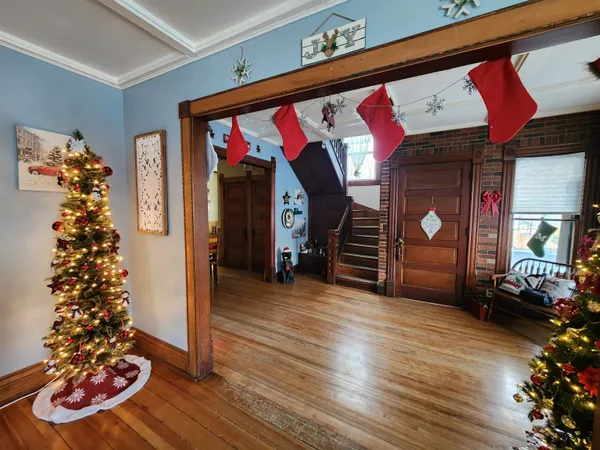 $289,999 | 410 South Parker Drive, Janesville, WI 53545