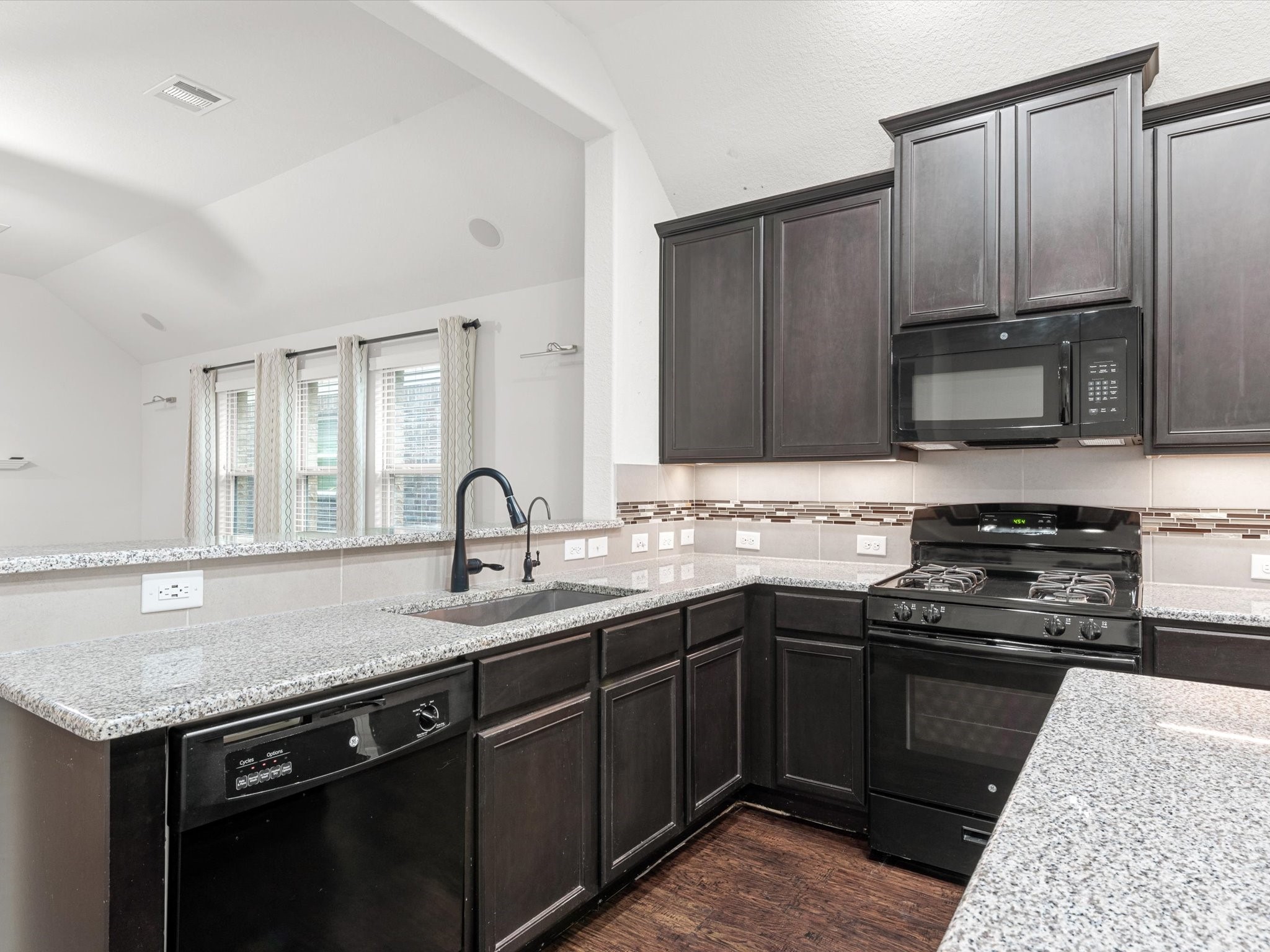 23827 Pennington Hills Drive Spring, TX 77389 - Photo 18 of 50