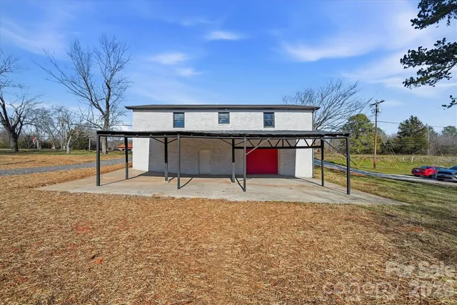 $245,000 | 2944 Highway 70, Connelly Springs, NC 28612