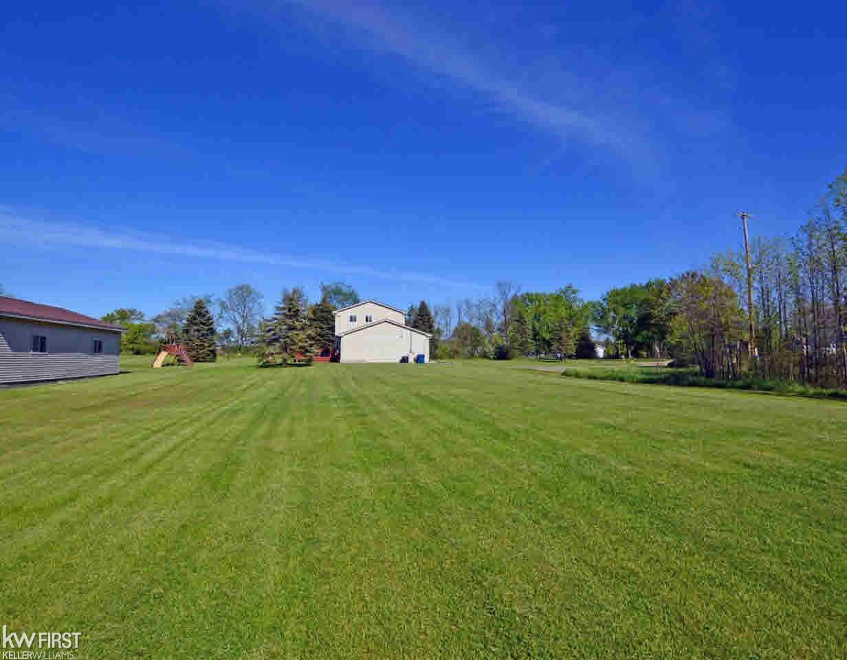3468 West Ray Road Grand Blanc, MI 48439 - Photo 28 of 32 21297836-27.JPG