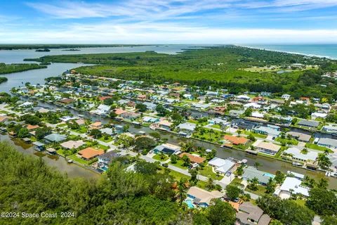 $324,900 | 329 Beverly Court, Melbourne Beach, FL 32951